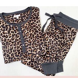 Velour Jogger Sleep Set — leopard print